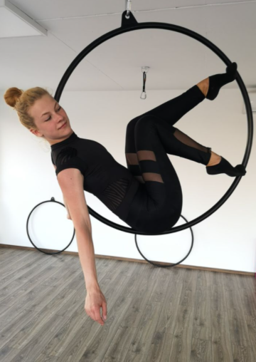 Aerial Hoop Warszawa Bemowo Gabi Czechowicz Pole Dance Bemowo Ursus